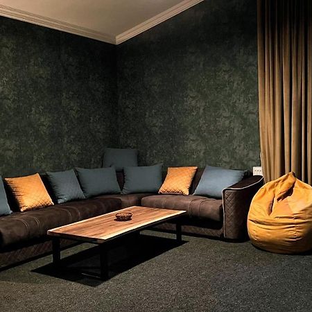 Hotel Eden 메스티아 외부 사진