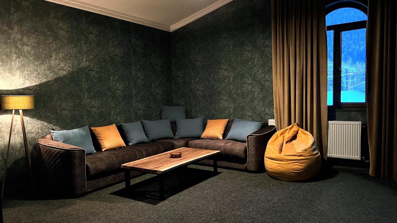 Hotel Eden 메스티아 외부 사진