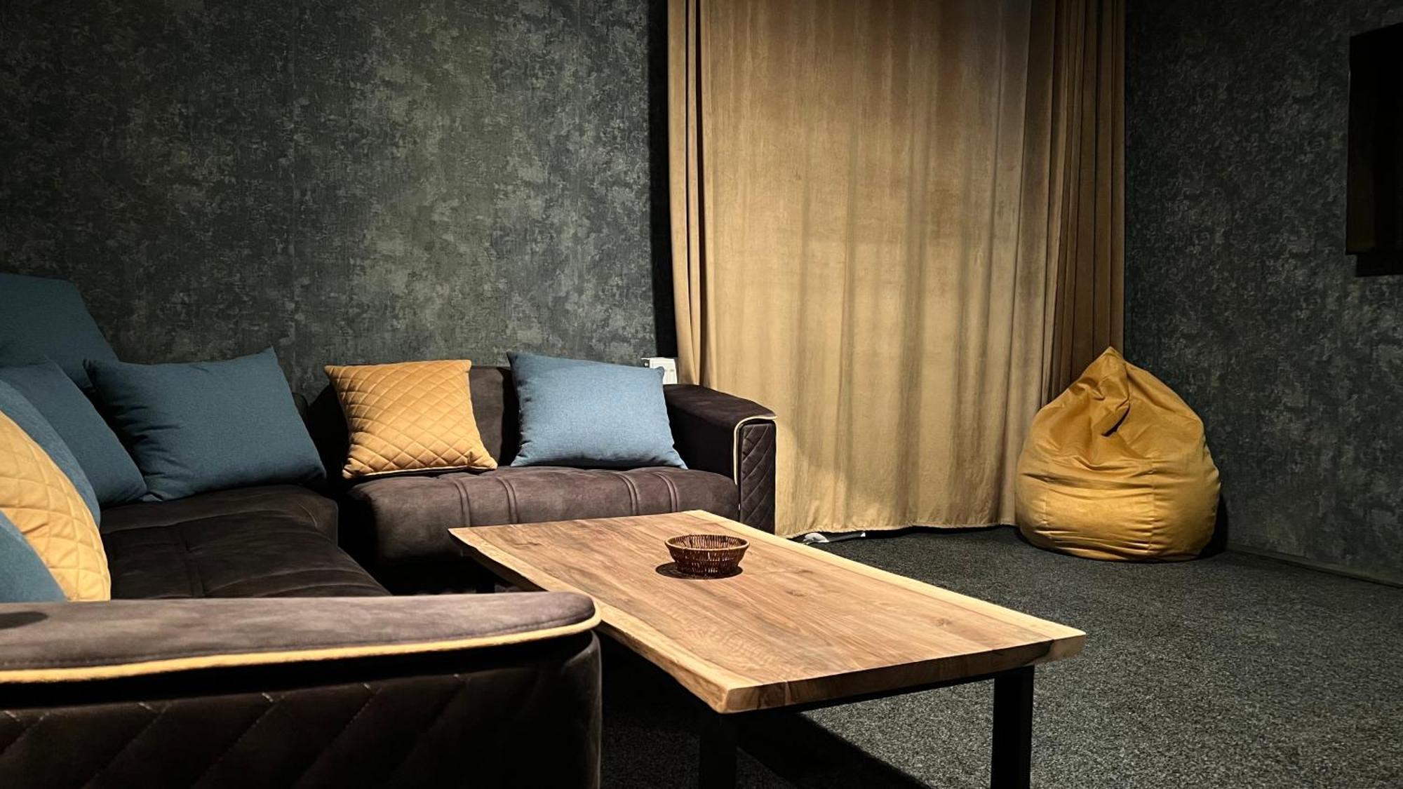 Hotel Eden 메스티아 외부 사진