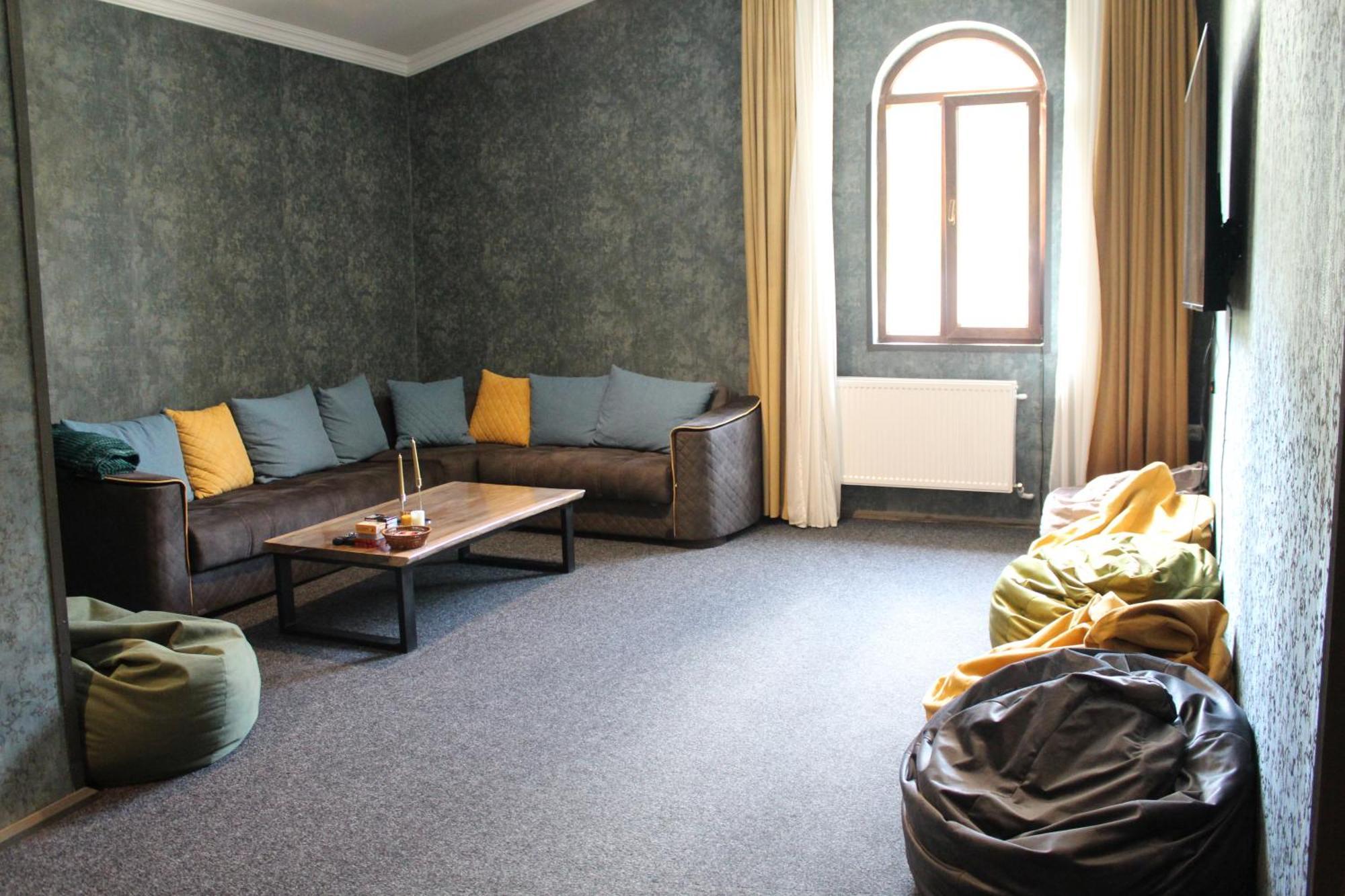 Hotel Eden 메스티아 외부 사진
