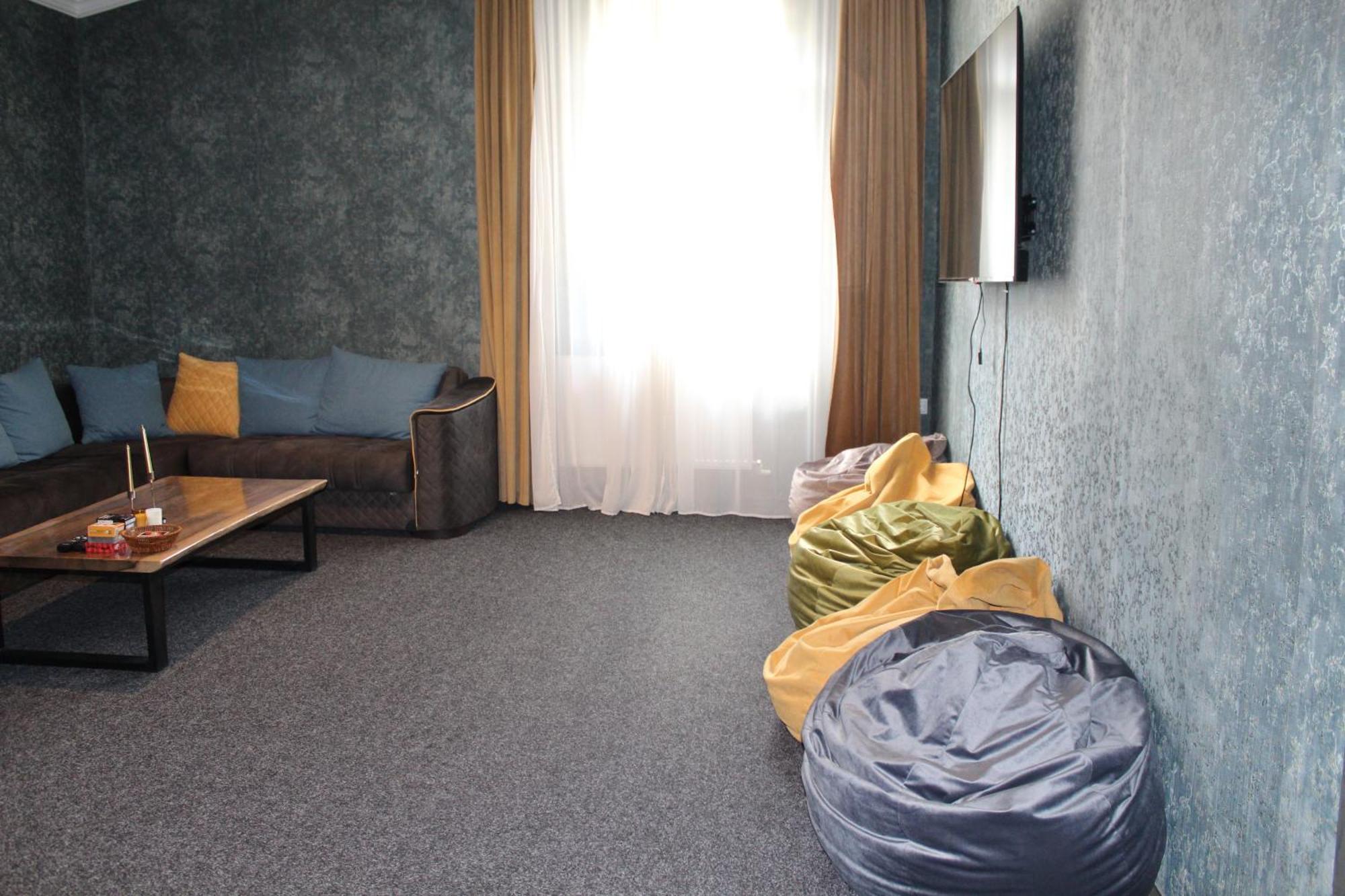 Hotel Eden 메스티아 외부 사진
